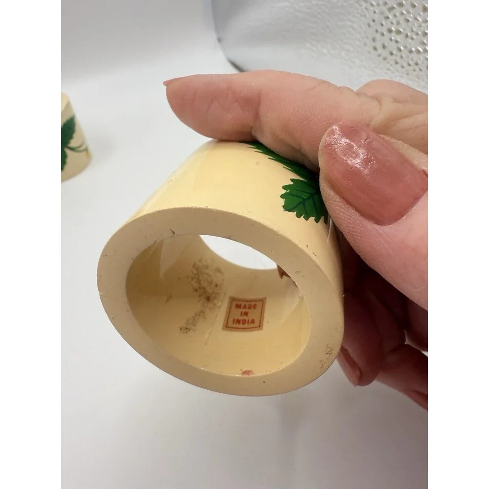 Strawberry Napkin Rings Holders Resin Set of 6 Farmhouse Summer Country